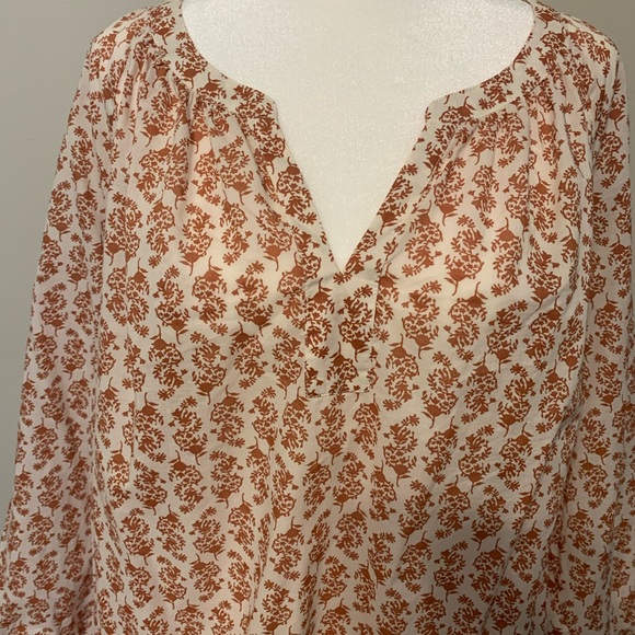 J. Jill V-neck Popover Style Top - 2X - Picture 2 of 7